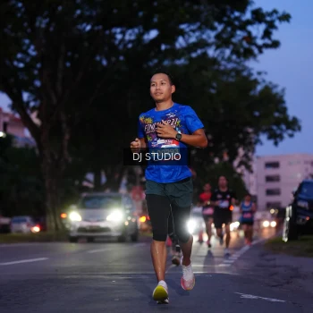 Runner Photo 3804437