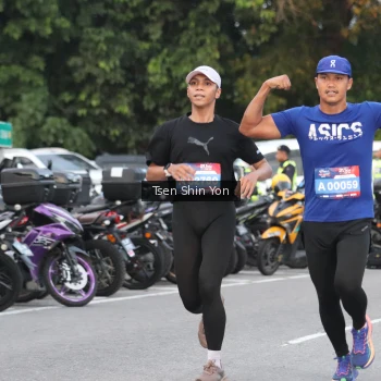 Runner Photo 3804456