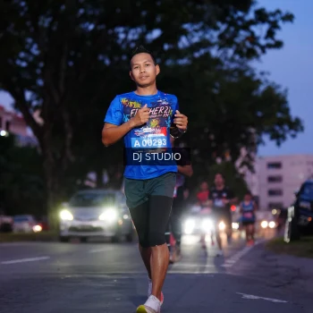 Runner Photo 3804457
