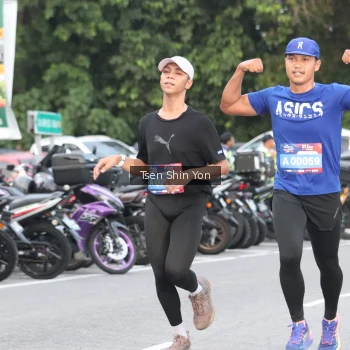 Runner Photo 3804471