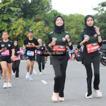 Runner Photo 3804489
