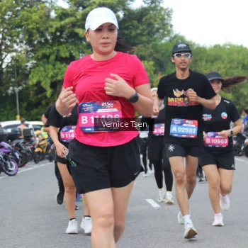 Runner Photo 3804490