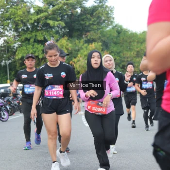 Runner Photo 3804505