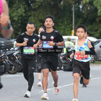 Runner Photo 3804562