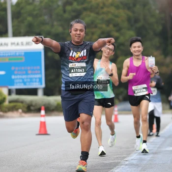 Runner Photo 3804605