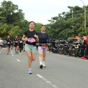Runner Photo 3804611