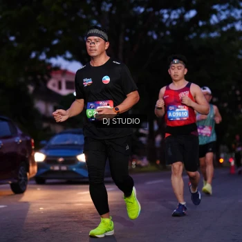 Runner Photo 3804647