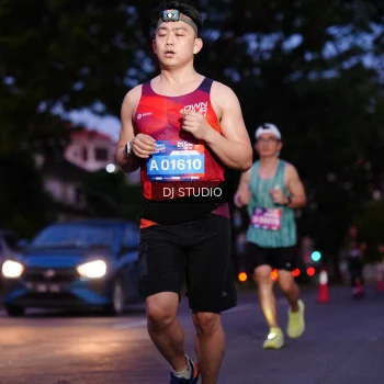 Runner Photo 3804680