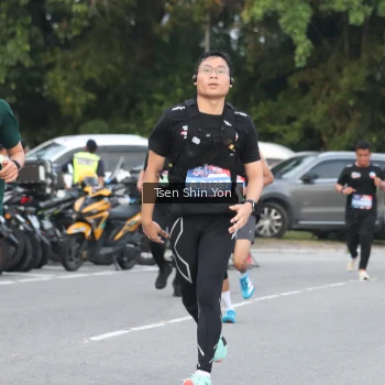 Runner Photo 3804731