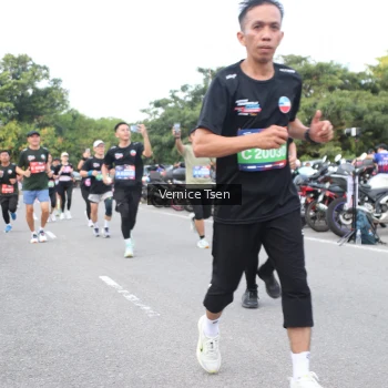 Runner Photo 3804742