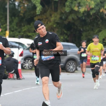 Runner Photo 3804763