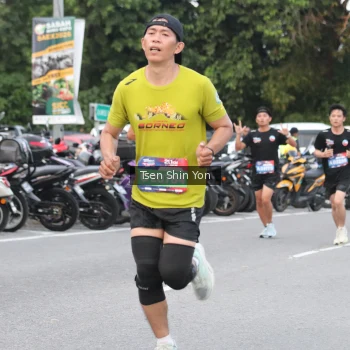 Runner Photo 3804795