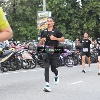 Runner Photo 3804801