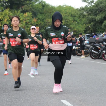 Runner Photo 3804827