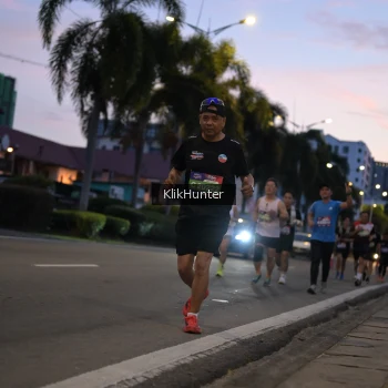 Runner Photo 3804830