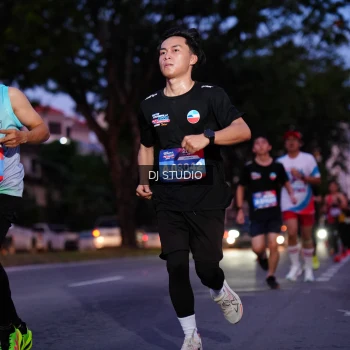 Runner Photo 3804866