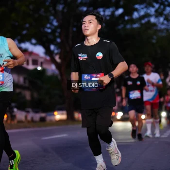 Runner Photo 3804873
