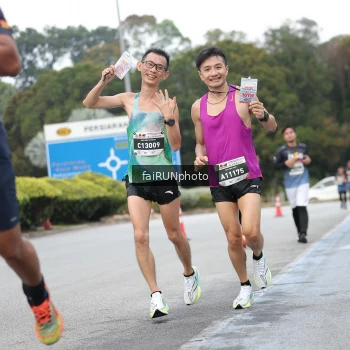 Runner Photo 3804915