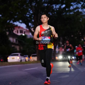 Runner Photo 3804981
