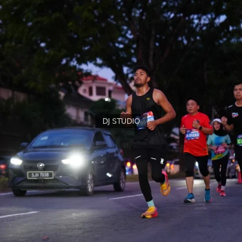 Runner Photo 3805026