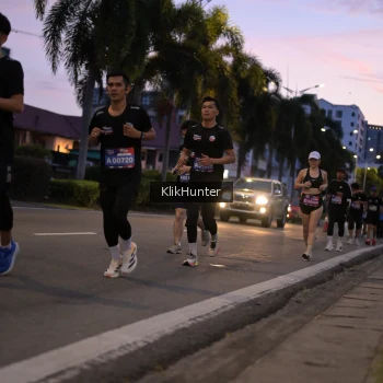 Runner Photo 3805029