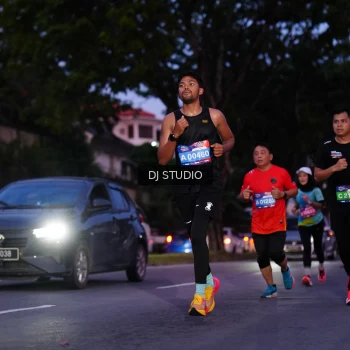 Runner Photo 3805032