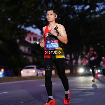 Runner Photo 3805035