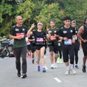 Runner Photo 3805041