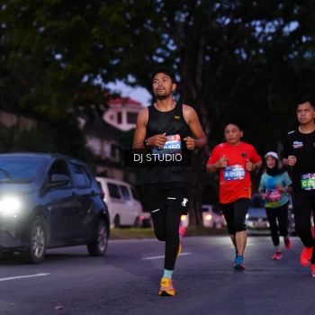 Runner Photo 3805054