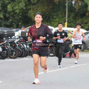 Runner Photo 3805059