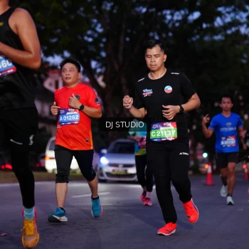 Runner Photo 3805072