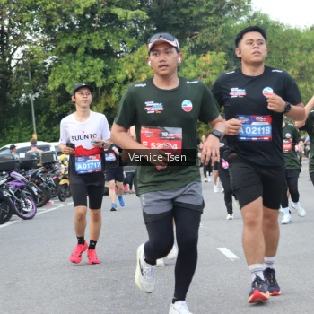 Runner Photo 3805085