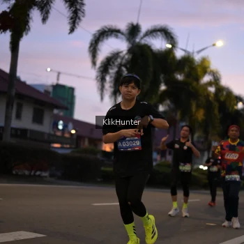 Runner Photo 3805104