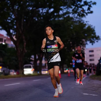 Runner Photo 3805161