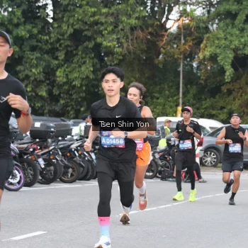 Runner Photo 3805189