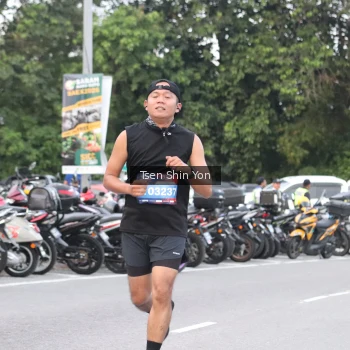 Runner Photo 3805279