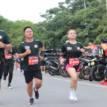 Runner Photo 3805297