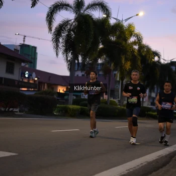 Runner Photo 3805355