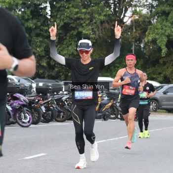 Runner Photo 3805390