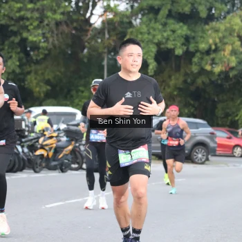 Runner Photo 3805404