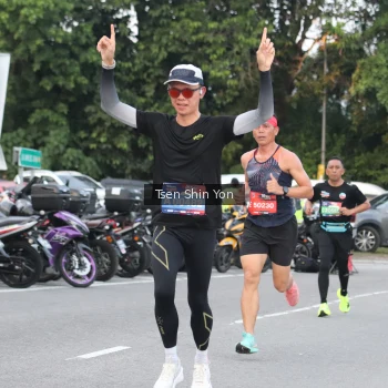 Runner Photo 3805414