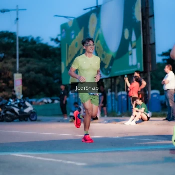 Runner Photo 3805459
