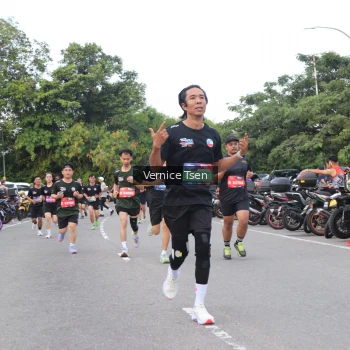 Runner Photo 3805470