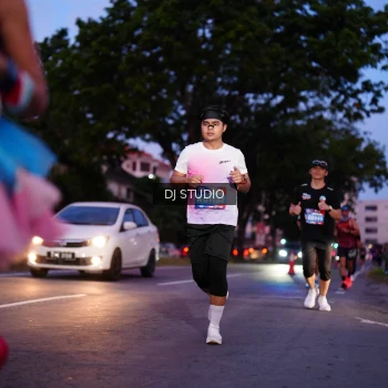 Runner Photo 3805475