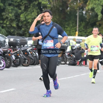 Runner Photo 3805486