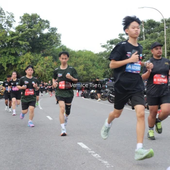 Runner Photo 3805498