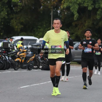 Runner Photo 3805527