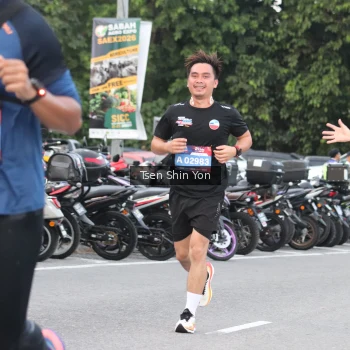 Runner Photo 3805528