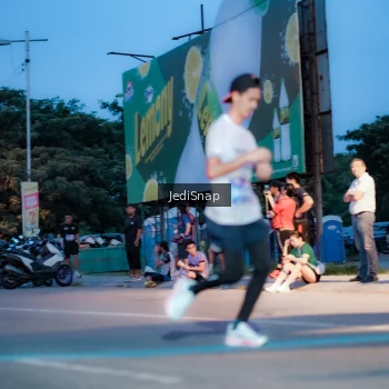 Runner Photo 3805550