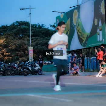 Runner Photo 3805575